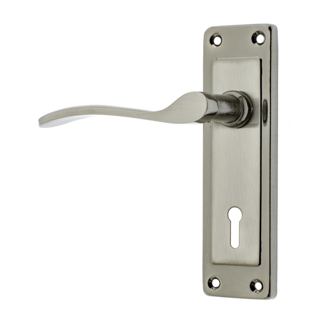 6 Inch - 2 Lever Lockset Lady Star 6"
SAT&BLK NICKL x Q:1