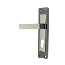 Exterior - Euro Profile Nitida 8"
SAT&BLK NICKL x Q:1